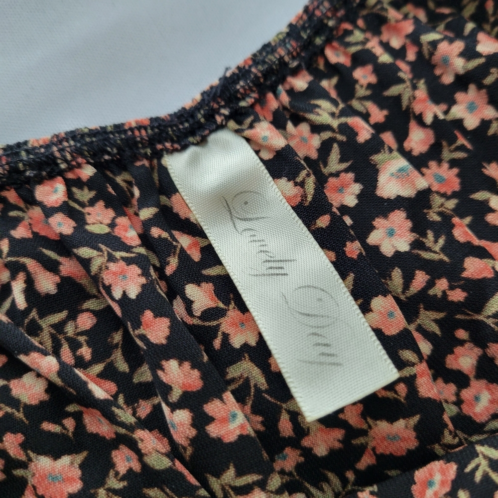 Floral Dress - Black and Pink - Picture 8 of 8